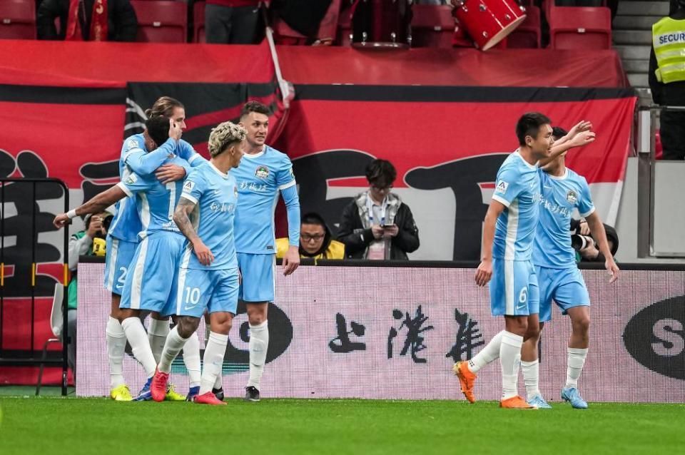 九游娱乐-中超巨大失误！姆布拉轰处子球，张宸梁送礼，河南3战玉昆均破门