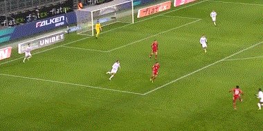 九游官网-【德甲】莱万戈雷茨卡先下两城 拜仁遭逆转客负门兴